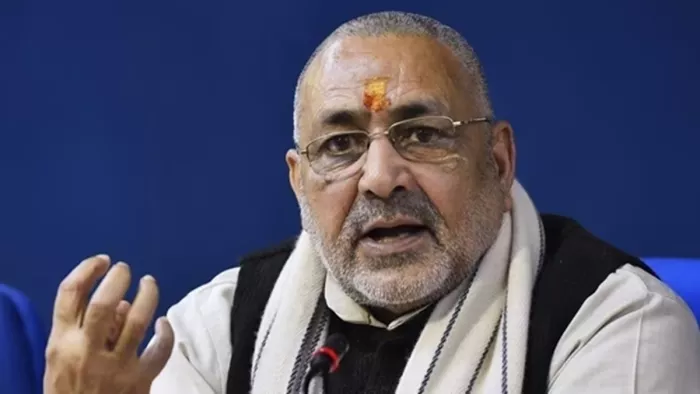 पाकिस्तान में मंदिर तोड़ जाने पर गरजे गिरिराज सिंह (PTI फोटो)