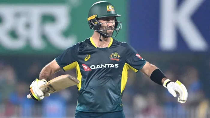Glenn Maxwell ने भारत के खिलाफ जड़ा शतक। फोटो- एपी