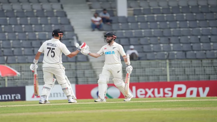 BAN vs NZ 1st Test: दूसरे दिन के खेल के बाद कीवी टीम का स्कोर 266/8
