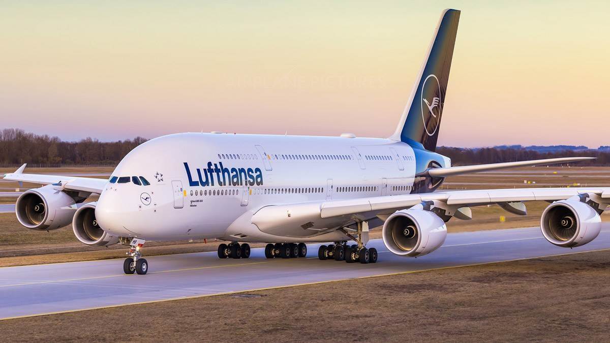 https://www.jagranimages.com/images/newimg/29112023/29_11_2023-lufthansa_23592153.jpg
