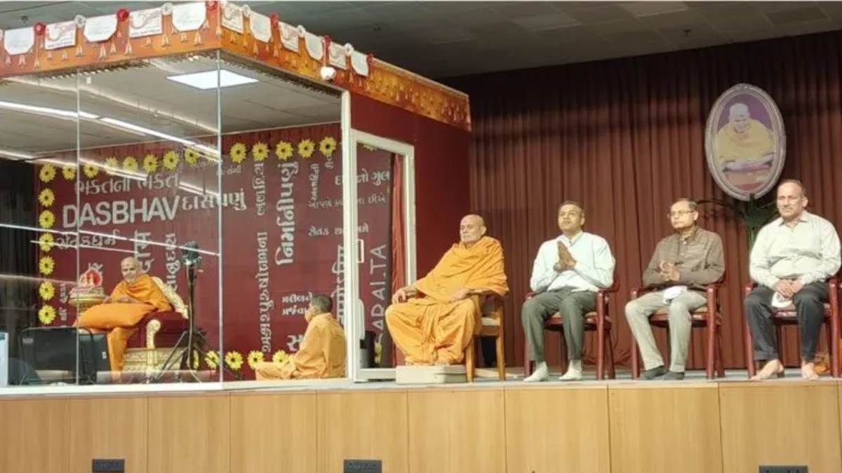 https://www.jagranimages.com/images/newimg/29112024/29_11_2024-gujaat_23839155.jpg