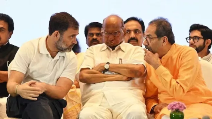 Maharashtra politics कांग्रेस पर बरसा उद्धव गुट। (फाइल फोटो)