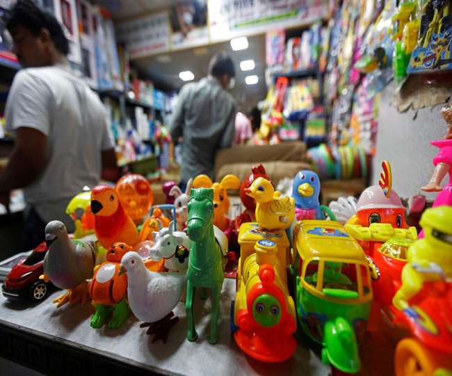 Chinese Toys से बच्चों की सेहत को खतरा, खिलौने बनाने के लिए हो रहा
