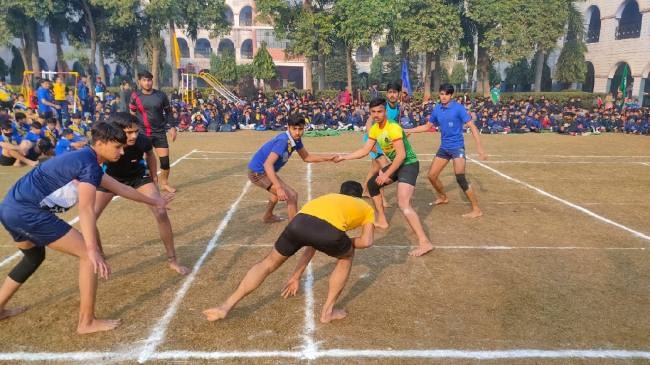 in sports competition students shed sweat in winter