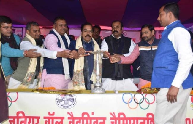 need to encourage players minister