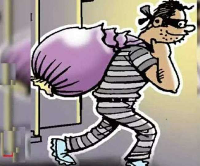 hanuman temples donation box broken in birsanagar jamshedpur stole money