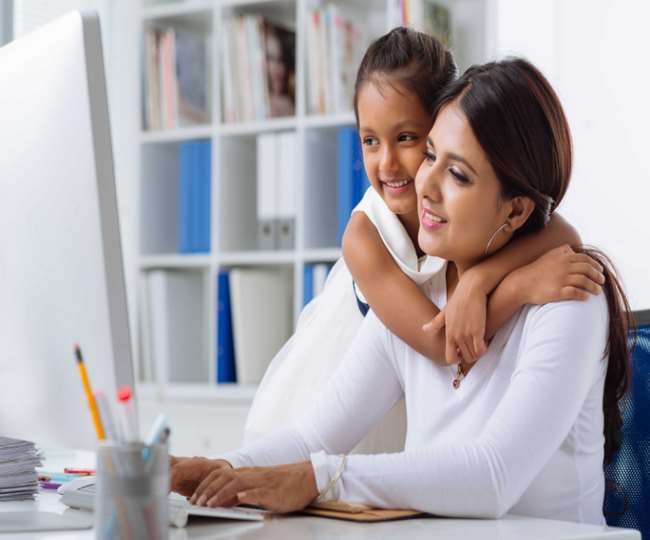 https://www.jagranimages.com/images/newimg/29122021/29_12_2021-wfh_women_22334139.jpg