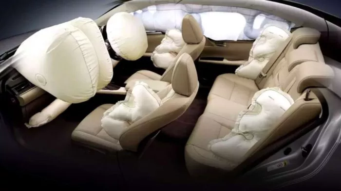 Do car airbags also have an expiry date?