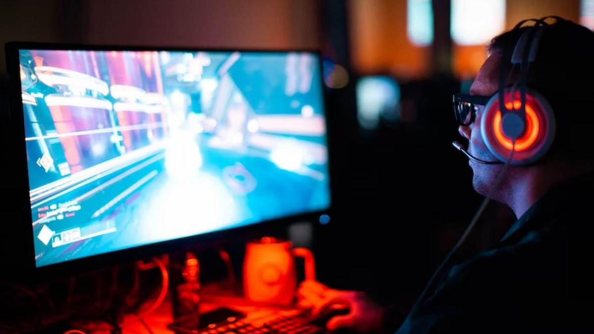 Gaming Headphones: पावरफुल फीचर्स और जबरदस्त साउंड! यूं ही नहीं हैं गेमिंग के शौकीनों की ये हेडफोन पहली पसंद