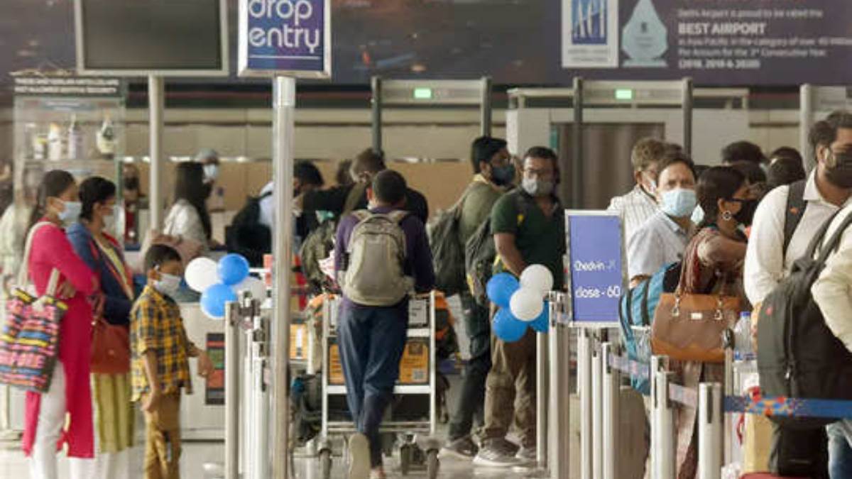 america alerted about rising corona in china and chinese travelers will have to show negative report before traveling