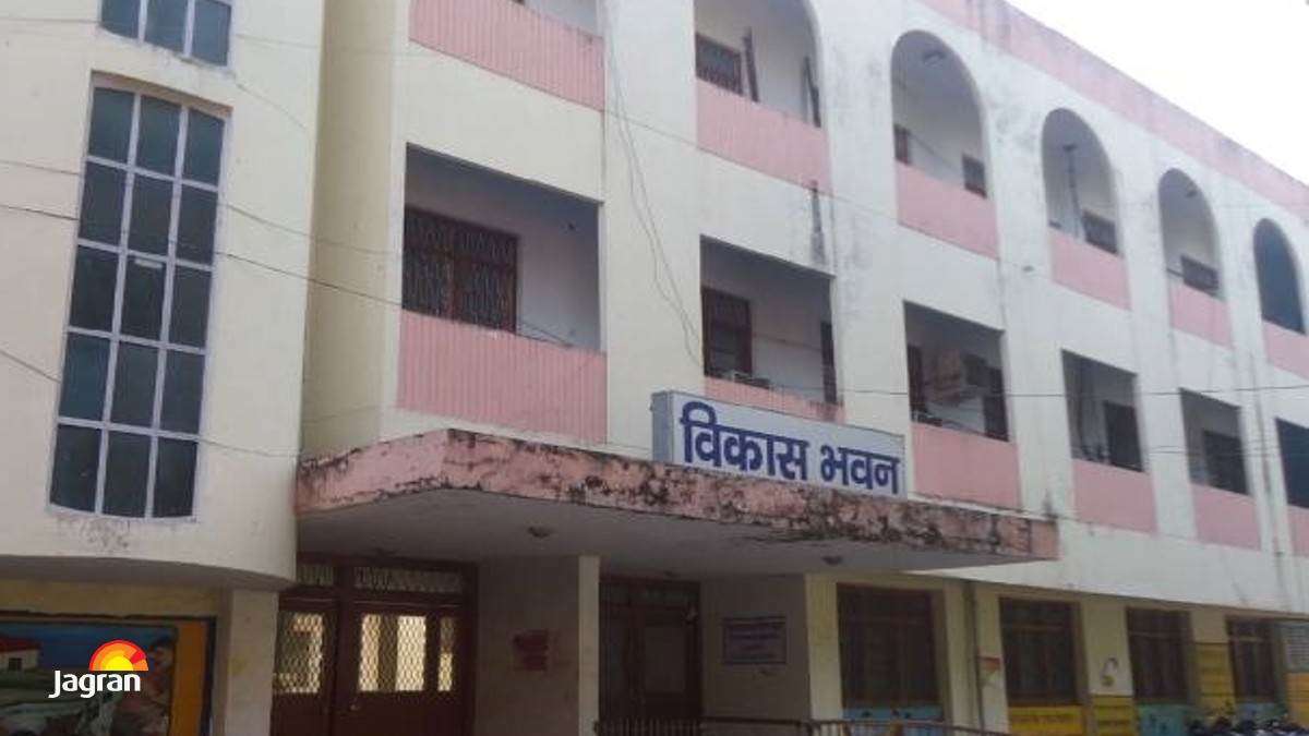 Ballia 22668 बुजुर्गों को पहली बार मिलेगा वृद्धावस्था पेंशन, सूची में
