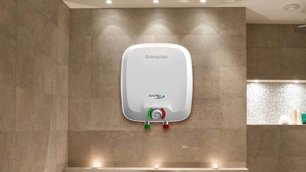 ठंड के साथ ठिठुर गए Crompton Geysers For Bathroom के भी दाम, Amazon दे रहा है आधी बचत करने का आखिरी मौका