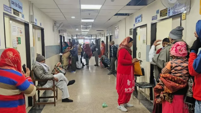 सरकारी अस्पताल में डॉक्टरों की हड़ताल, मरीज हुए परेशान