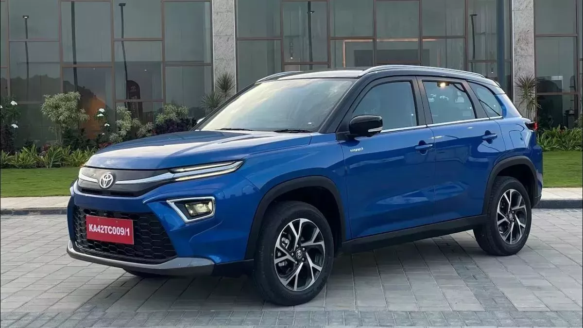 Toyota Urban Cruiser Hyryder को खरीदने के लिए करना होगा इतने महीने का इंतजार, यहां पढ़ें वेटिंग पीरियड से जुड़ी डिटेल्स