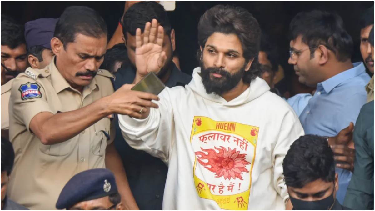 https://www.jagranimages.com/images/newimg/29122024/29_12_2024-allu_arjun_arrest_23858069.jpg