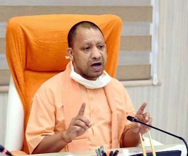 सीएम योगी आदित्यनाथ की राज्यपाल आनंदीबेन पटेल के साथ भेंट के बाद मंत्रिमंडल विस्तार की चर्चा ने गति पकड़ ली
