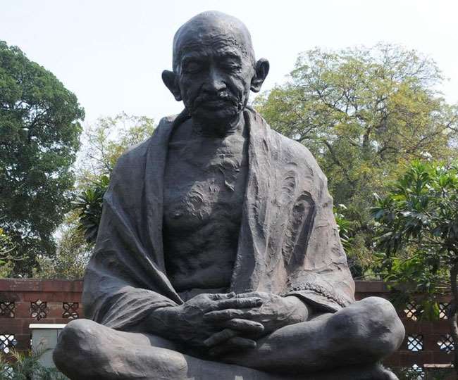 महात्मा गांधी(Mahatma Gandhi) की एक प्रतिमा। (फोटो: आइएएनएस/प्रतीकात्मक)