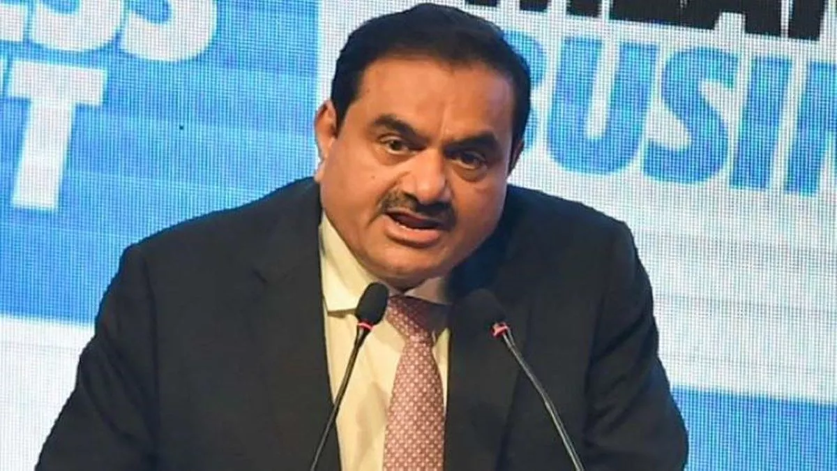 Hindenburg Adani Report: आरोप के बाद अडानी समूह की प्रतिक्रिया- भारत की छवि धूमिल करने की कोशिश