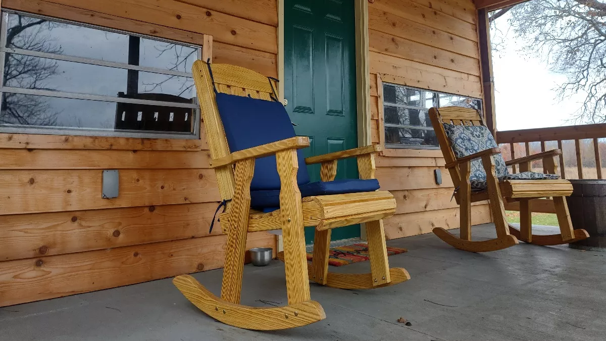 Best Rocking Chair: क्या होती है रॉकिंग चेयर? जो आपकी बॉडी के लिए हैं बेस्ट, जानिए सब कुछ यहां