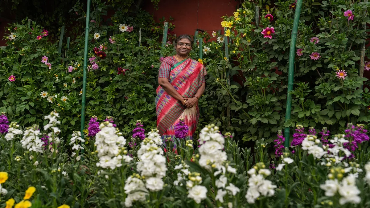 राष्ट्रपति द्रौपदी मुर्मु ने किया उद्यान उत्सव का उद्घाटन। फोटो- पीटीआई।