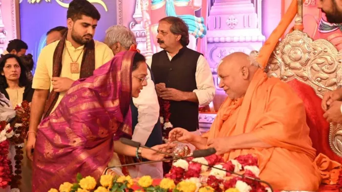 जगतगुरु रामभद्राचार्य ने भोपाल का नाम भोजपाल करने की मांग की (फोटो जागरण)