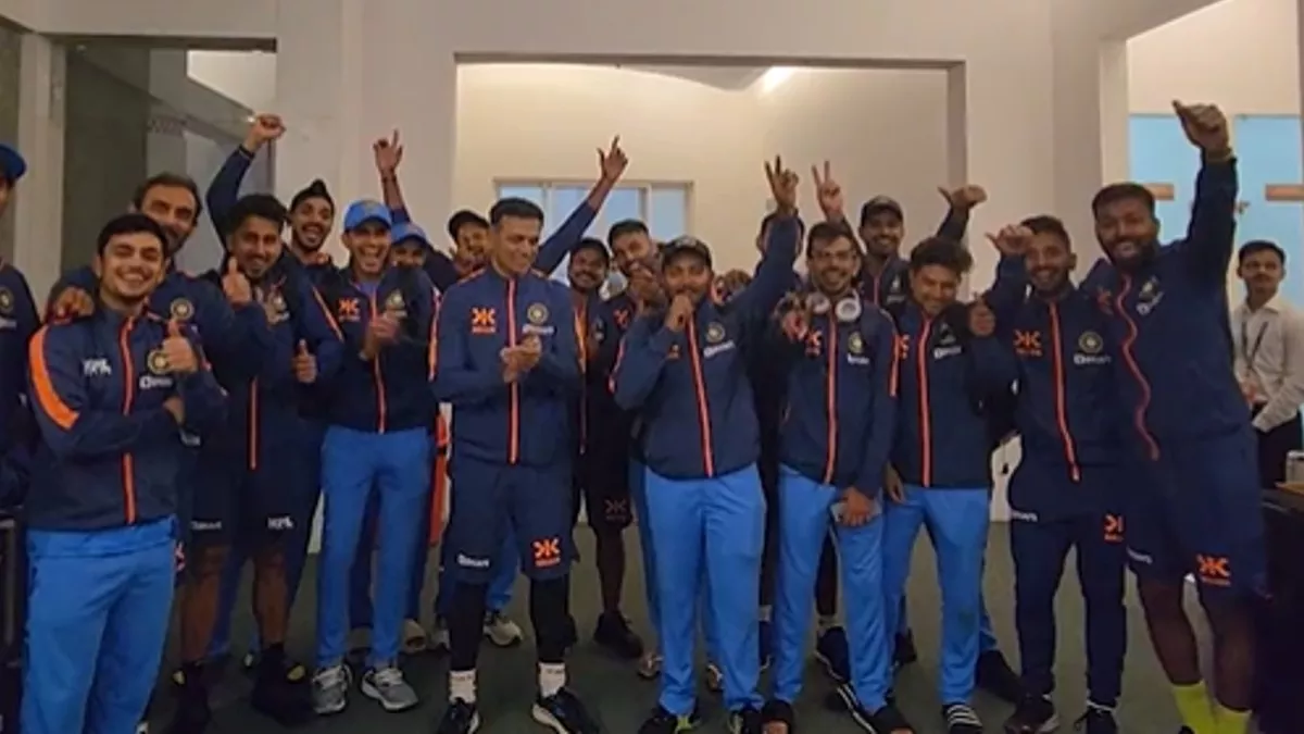Rahul Dravid Prithvi Shaw, Team India Congratulate U-19 Women World Cup Team