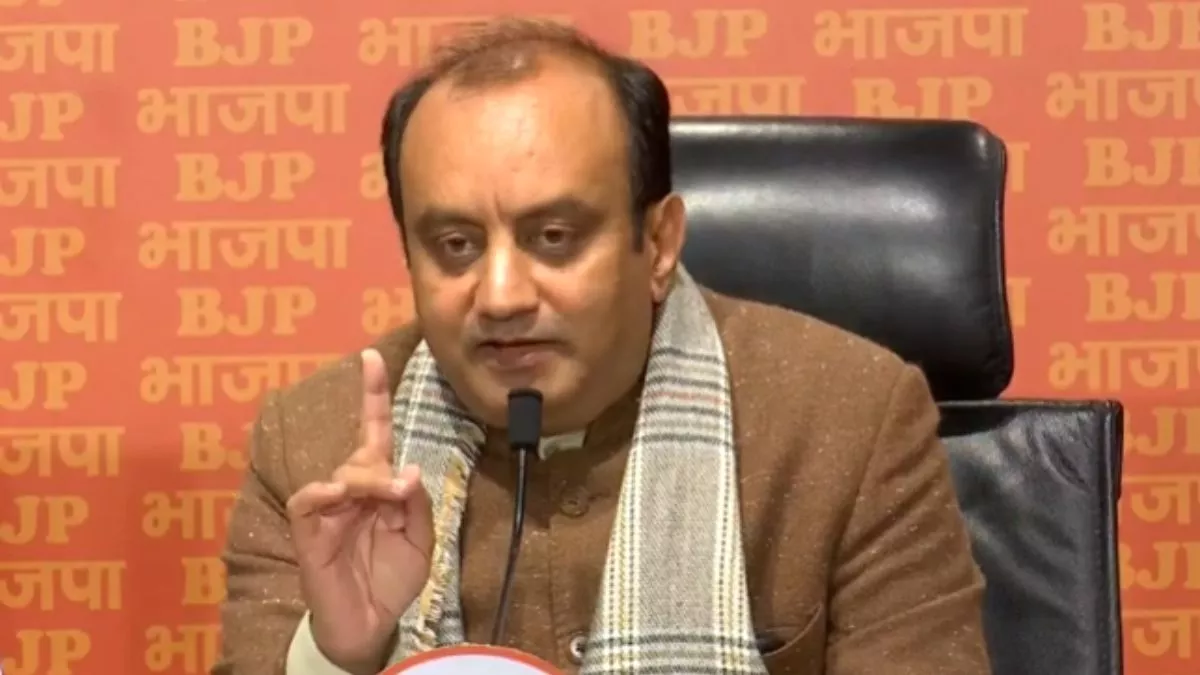 भाजपा ने कांग्रेस की भारत जोड़ो यात्रा पर सोमवार को जमकर निशाना साधा।