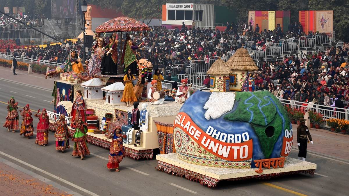 https://www.jagranimages.com/images/newimg/30012024/30_01_2024-gujarat_tableau_2_23641860.jpg