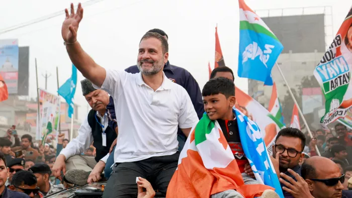 'नफरत के सामने सच्चाई की लौ को बुझने ना दें', बिहार में बोले राहुल गांधी