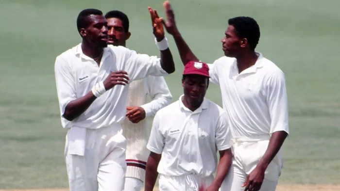 Curtly Ambrose: कर्टनी एम्ब्रोस ने आज ही के दिन एक रन देकर झटके थे 7 विकेट।
