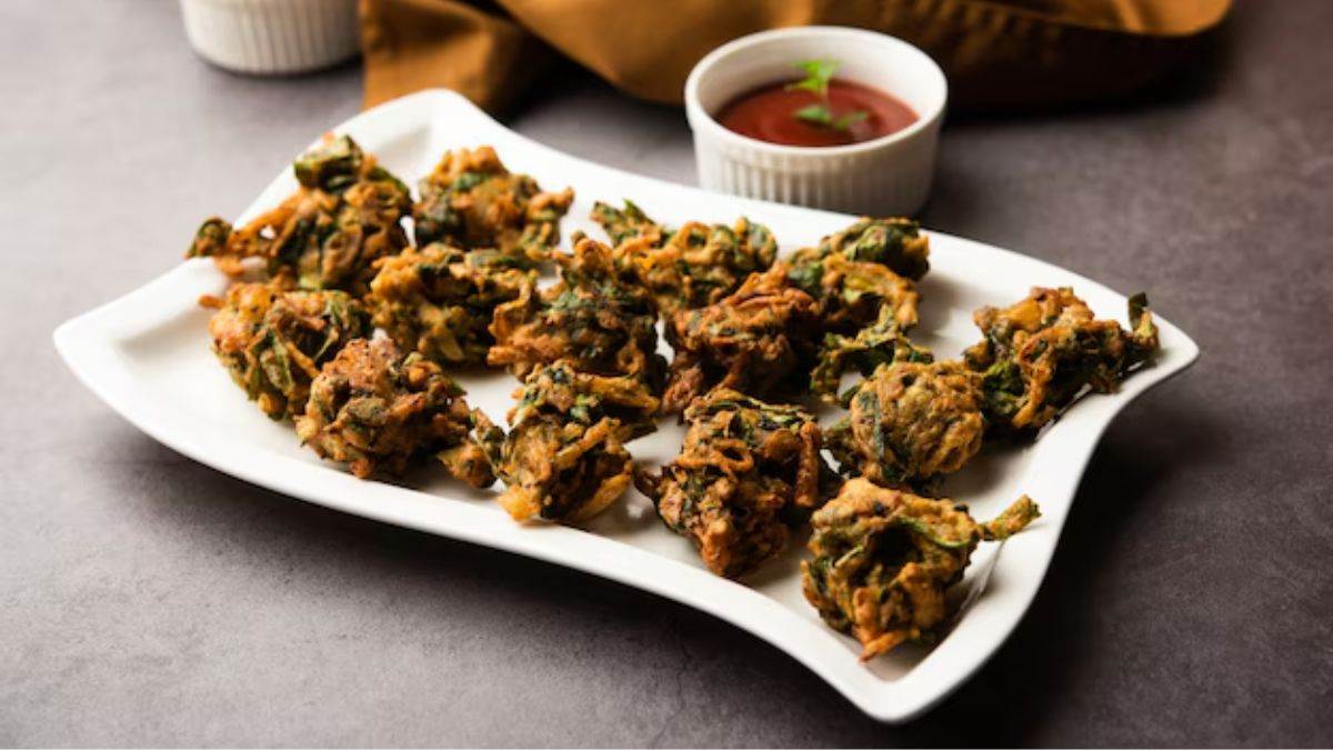 https://www.jagranimages.com/images/newimg/30012025/30_01_2025-pakodas_23875749.jpg