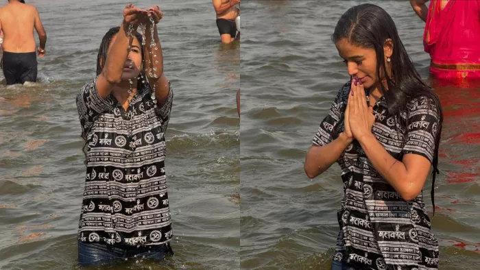 पूनम पांडे ने महाकुंभ में लगाई डुबकी (Photo Credit- Instagram)