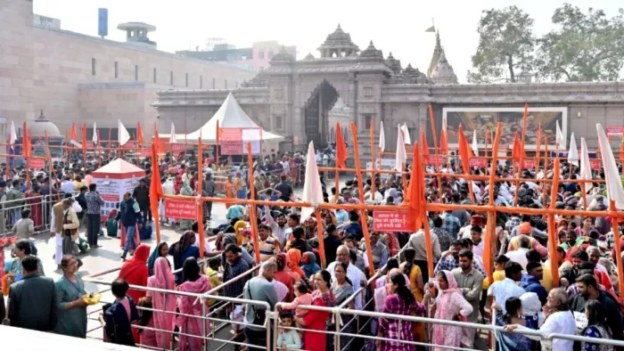 श्री काशी विश्वनाथ धाम में दर्शन के लिए उमड़ा ज्वार। सौजन्य : मंदिर प्रशासन