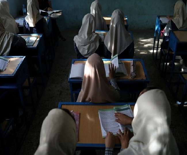 तालिबान के लड़कियों की शिक्षा पर रोक लगाते ही विश्व बैंक ने 60 करोड़ डालर की योजना टाली