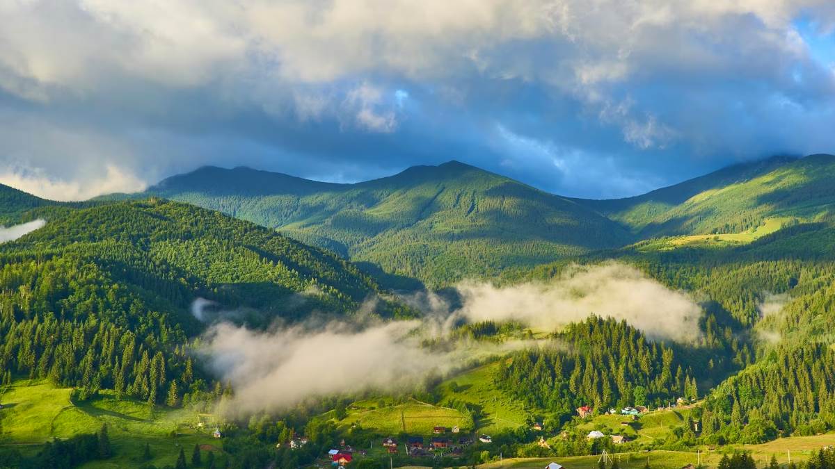 https://www.jagranimages.com/images/newimg/30032023/30_03_2023-nagaland_zoku_valley_f_23371073.jpg