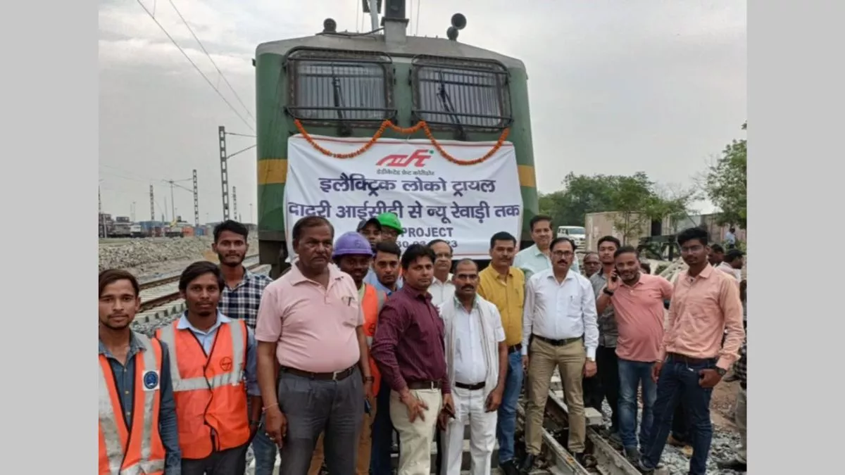Greater Noida: 141 किलोमीटर लंबे सेक्शन पर चलाया गया इलेक्ट्रिक इंजन, सफल ट्रायल के बाद अब रवाना होगी मालगाड़ी