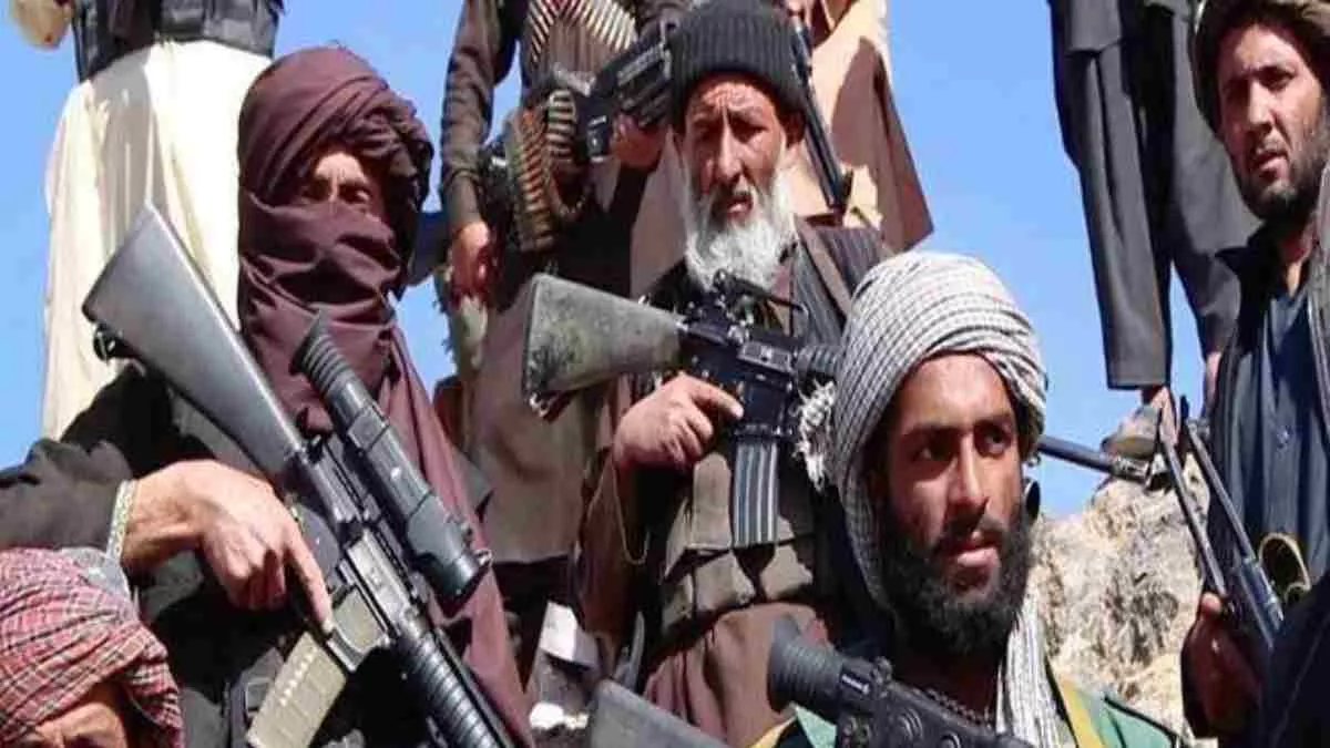 Taliban Attack Pakistan: तालिबानी आतंकवादियों ने पुलिस की गाड़ी पर किया हमला, 4 अधिकारियों की हुई मौत, 6 घायल