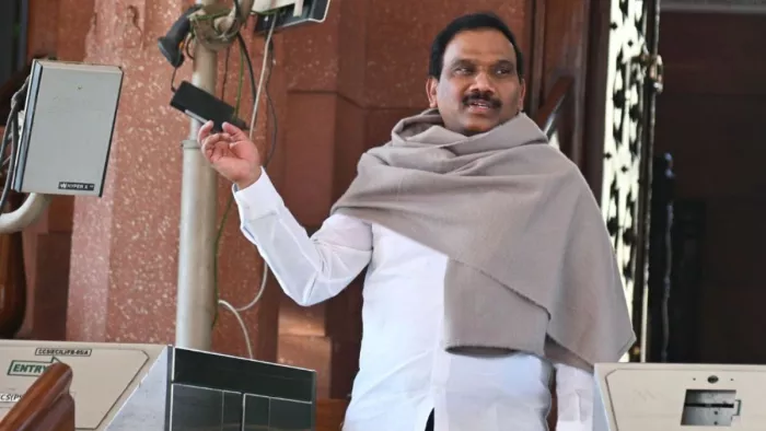 DMK नेता ए राजा की कार की जांच में ढिलाई बरतने पर नपे अधिकारी। (फाइल फोटो)