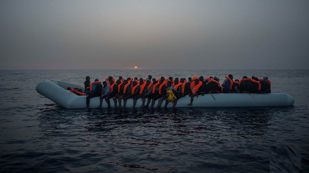 https://www.jagranimages.com/images/newimg/30032024/30_03_2024-migrants_23685726.jpg