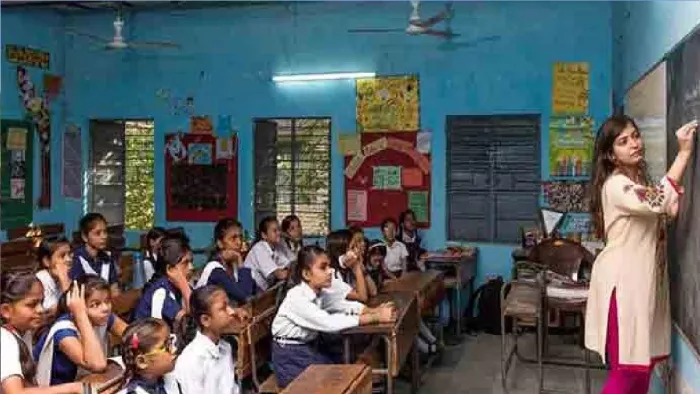 हायर सेकेंडरी स्कूलों में अतिथि शिक्षकों की सेवा होगी समाप्त। (सांकेतिक फोटो)