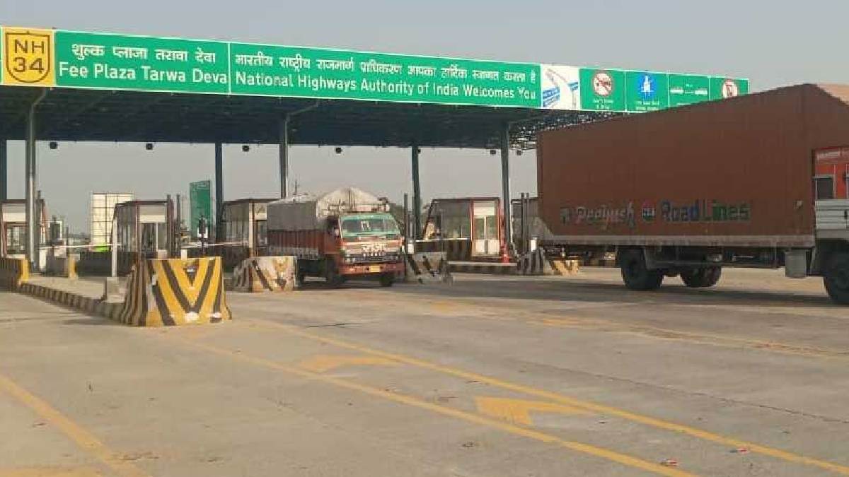 https://www.jagranimages.com/images/newimg/30032024/30_03_2024-toll_tax_1_23686013.jpg