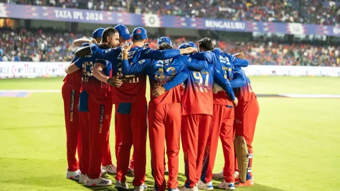 RCB vs KKR: आरसीबी को केकेआर ने 7 विकेट से हराया।