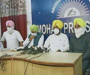 AAP का पंजाब सरकार पर हमला, कहा- कोरोना से निपटने में नाकाम, राज्य में एल-3 लेवल के सिर्फ 150 बेड