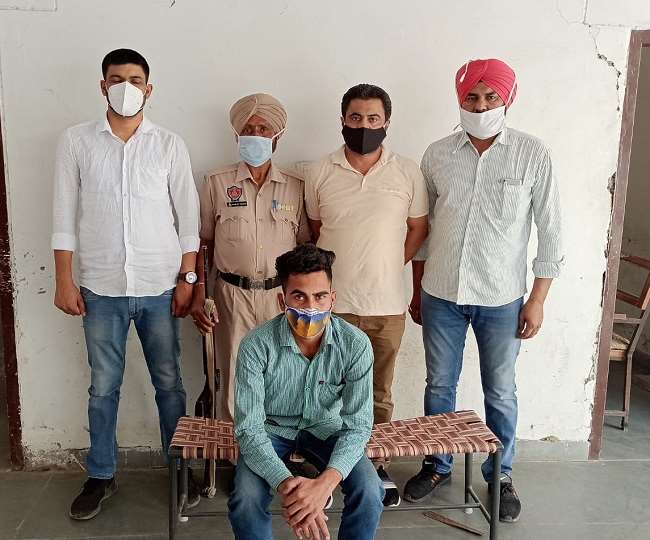बठिंडा पुलिस ने युवक को देसी पिस्तौल के साथ दबोचा है। जागरण