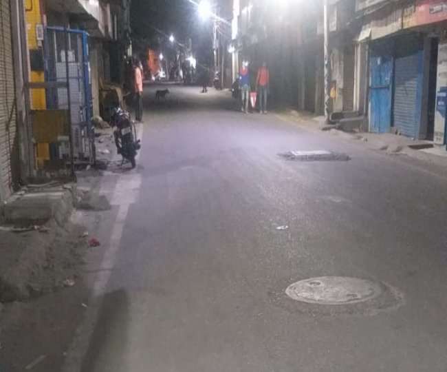 पूरे जम्मू कश्मीर में लॉकडाउन 3 मई सोमवार सुबह 7 बजे तक चलेगा।