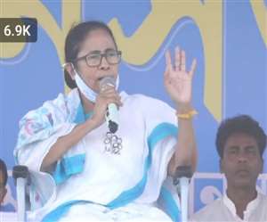 Bengal coronavirus: मतदान खत्&zwj;म होते ही कोरोना को लेकर बंगाल में कड़े कदम, शॉपिंग मॉल, बार और स्वीमिंग पुल रहेंगे बंद