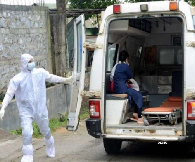 बंगाल के पूर्व मेदिनीपुर जिले के ताजपुर की घटना, कोलकाता के श्यामबाजार की रहने वाली है वृद्धा ।