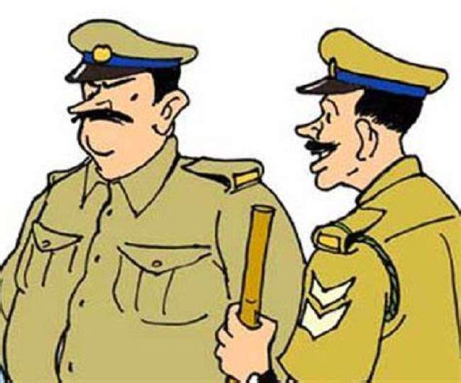 मामले की सूचना मिलते ही अल्मोड़ा पुलिस भी जिला अस्पताल पहुंची।