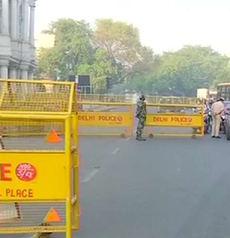 Lockdown 2021 News Update: एनसीआर के 10 शहरों में लगा लॉकडाउन, जानें- क्या रहेगा बंद और क्या खुला