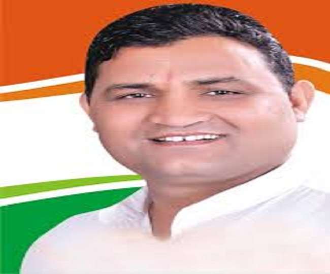 लोगों के पास अब आय का कोई साधन नहीं बचा है। बैंकों की किस्त चुकाना मुश्किल हो गया है।